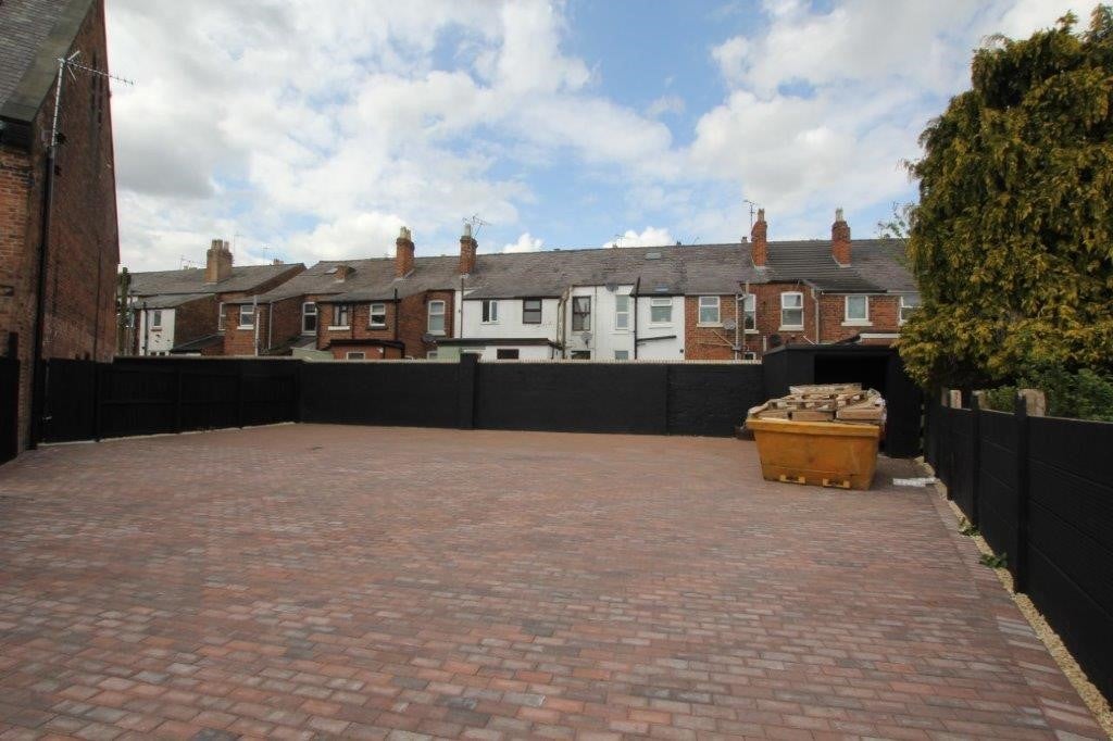Flat Northgate Street in Chester