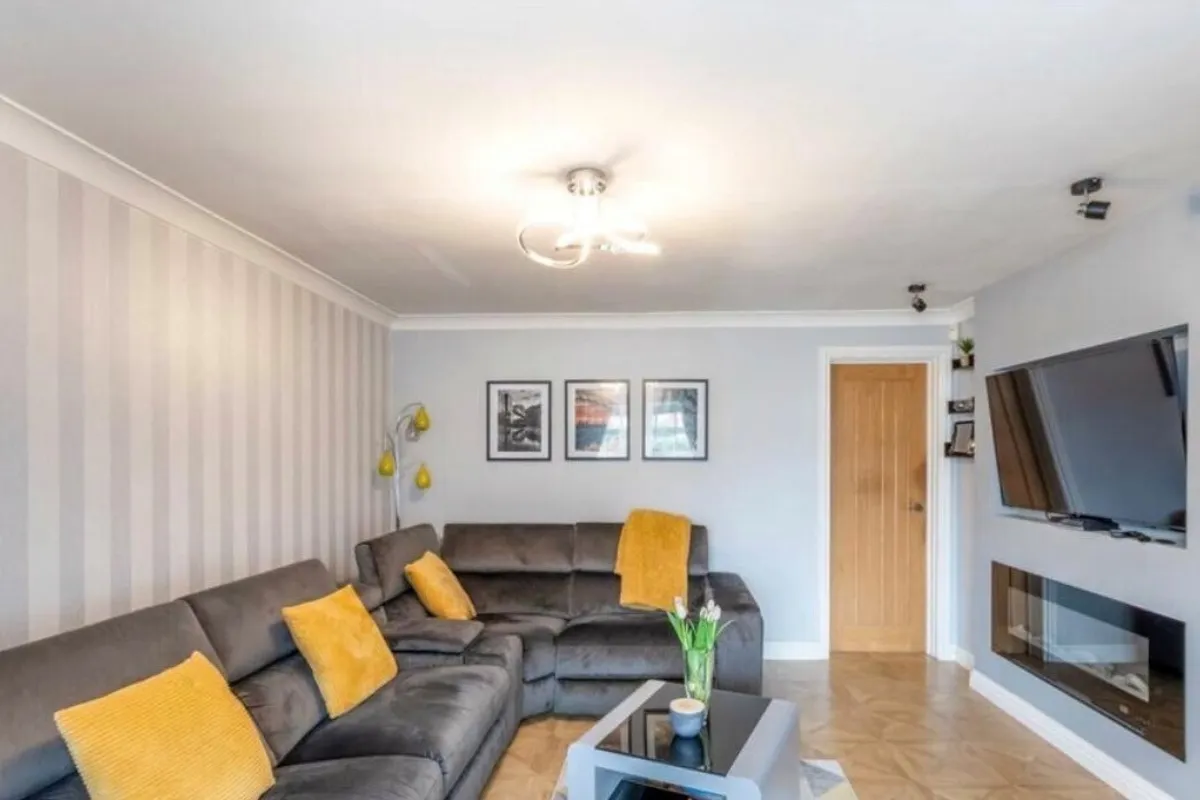 House Dalton Grove in Doncaster