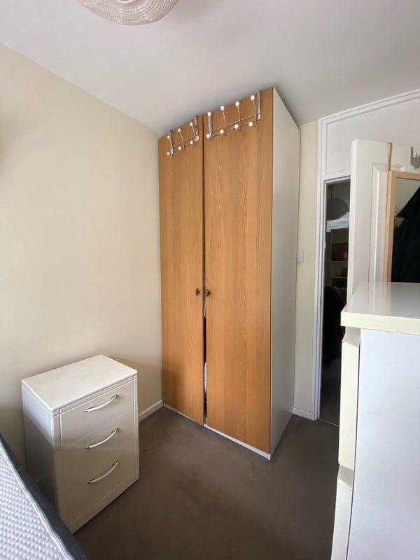 Room Scott Lidgett Crescent in Greater London
