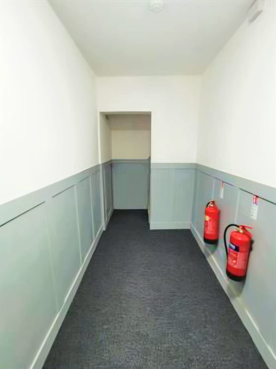 Flat Slade Lane in Manchester