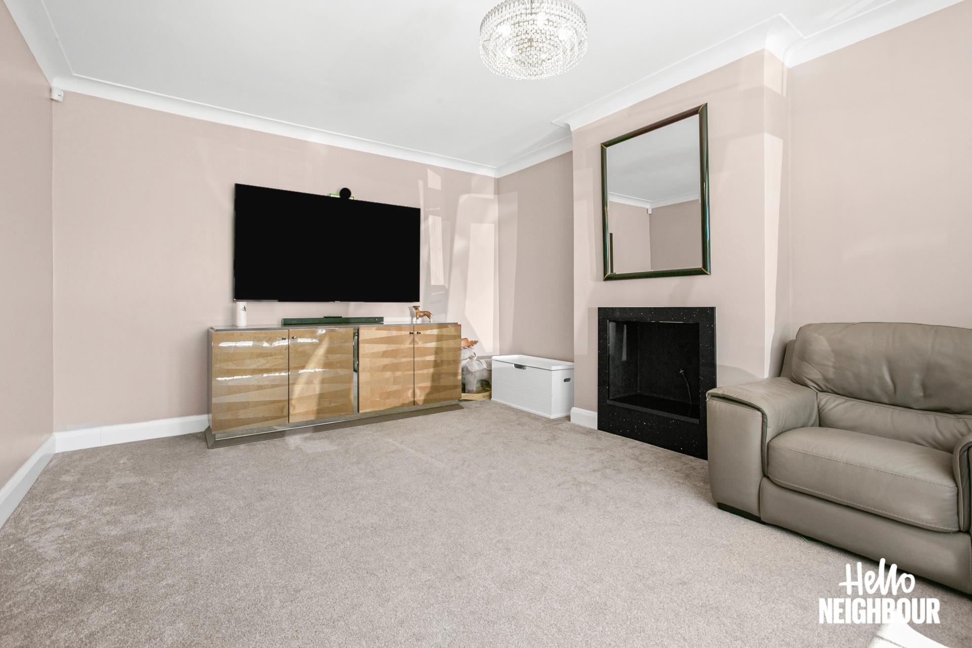 House Roehampton Vale in Greater London