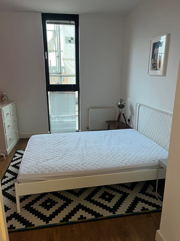 Flat Lampwick Lane in Manchester