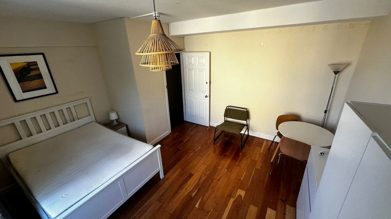 Room Porchester Road in City of Westminster
