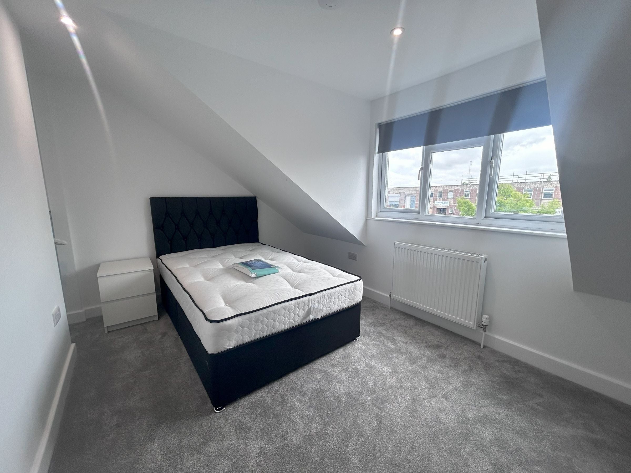 Room Rose Green Road in Bristol