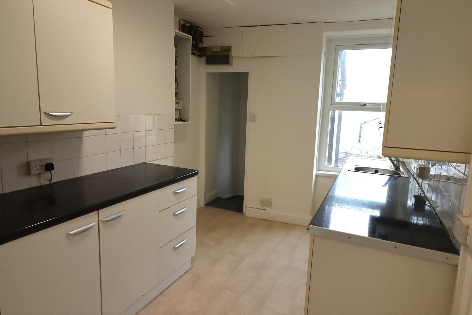 Flat Highfield Road in North Devon