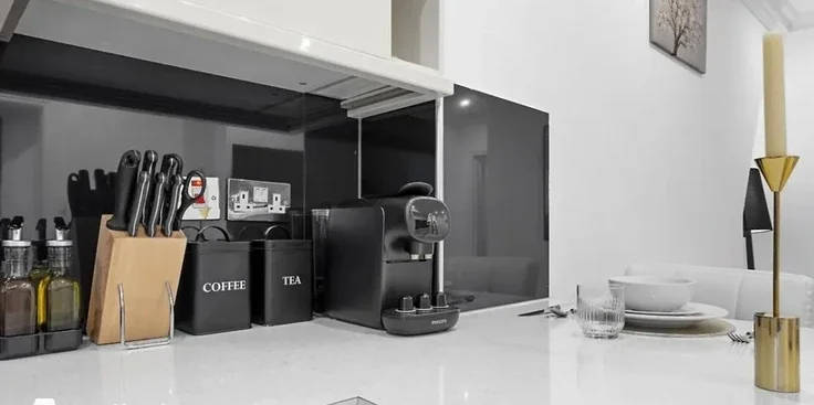 Flat Stafford Terrace in Greater London