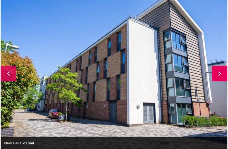 Room Clevely Way in Nottingham