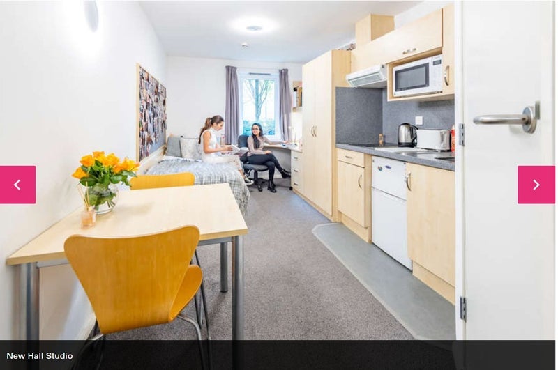 Room Clevely Way in Nottingham