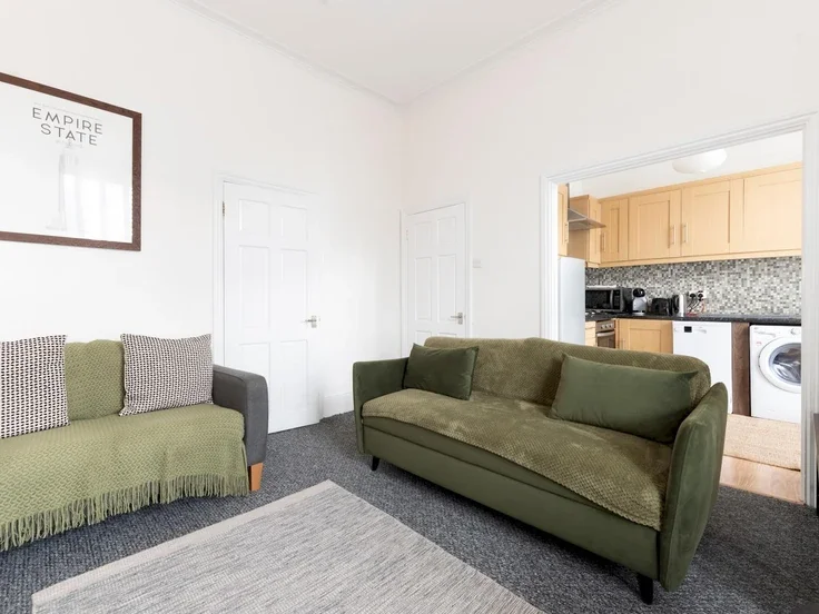 Flat Blackheath Road in Greater London
