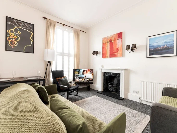 Flat Blackheath Road in Greater London