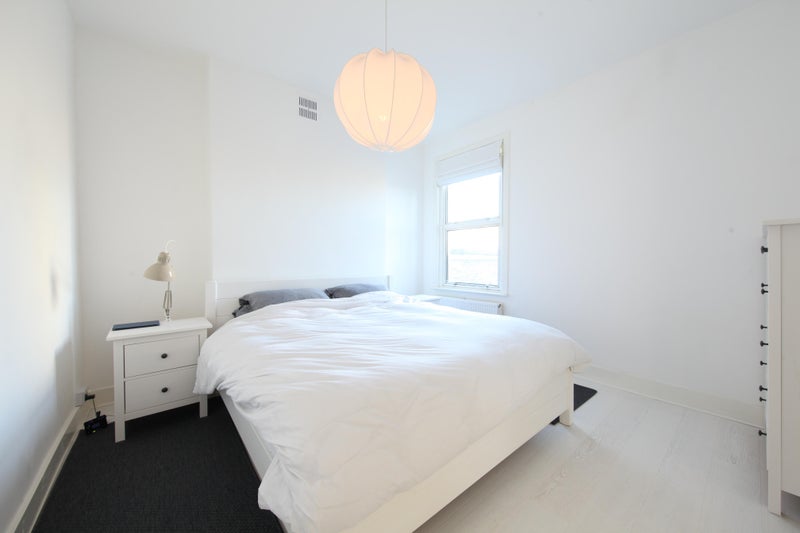 Flat Saltram Crescent in City of Westminster