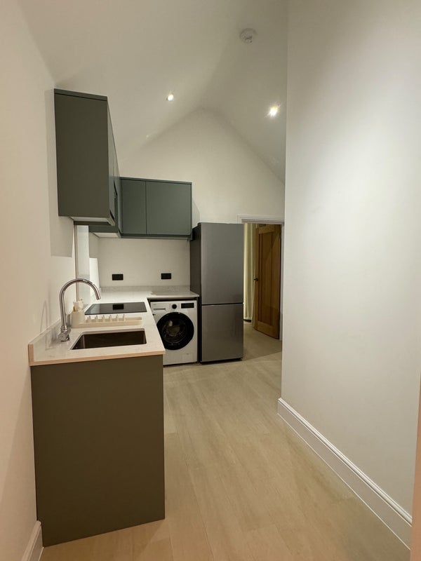 Flat Great Bushey Drive in Greater London