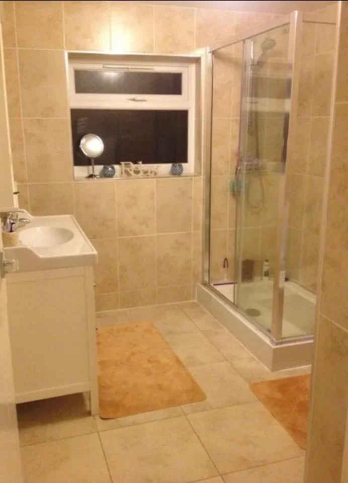 Room Chadwell Road in Grays