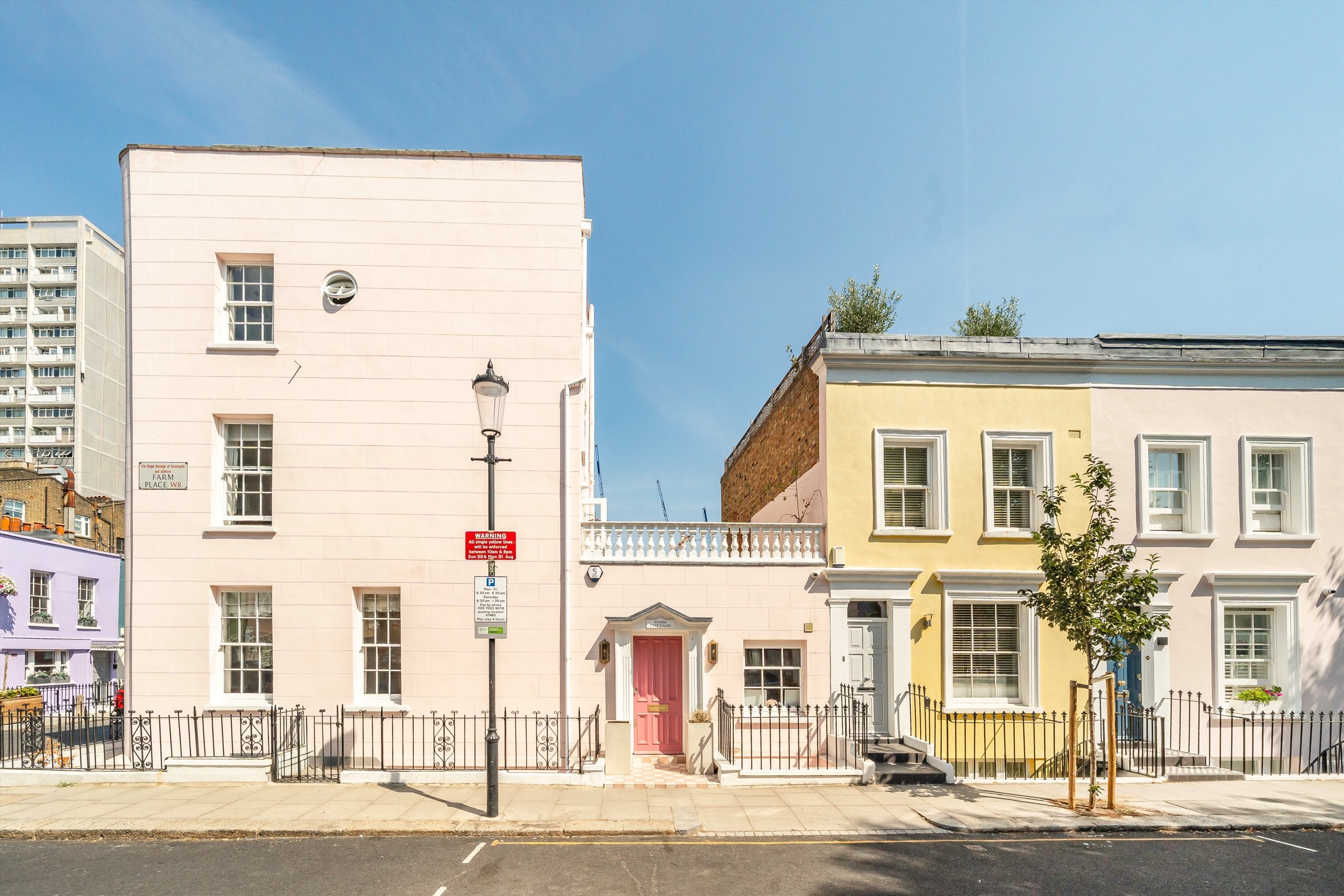House Farm Place in Greater London