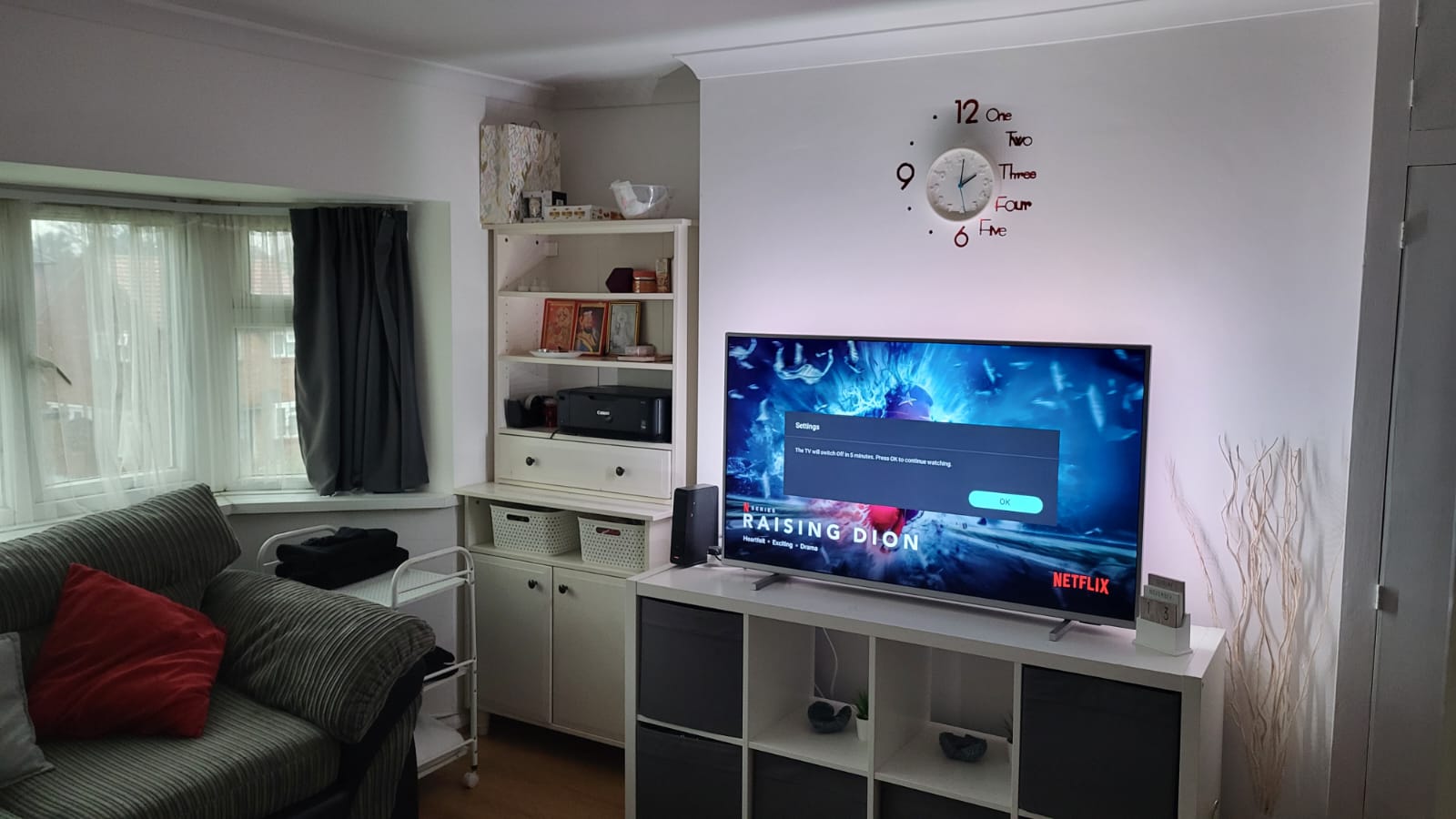 Flat Larch Crescent in Greater London