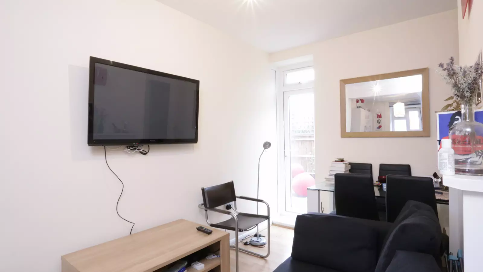 Room Talwin Street in Greater London