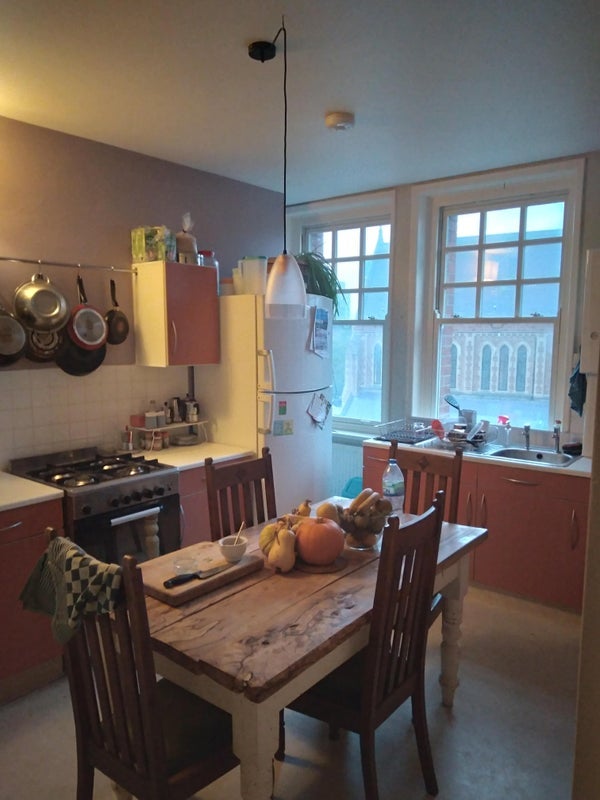 Room Hammersmith Flyover in Greater London