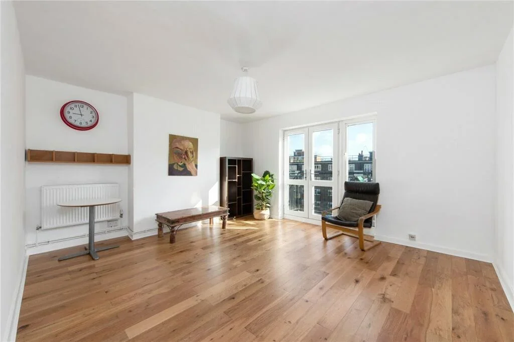 Flat New North Road in Greater London