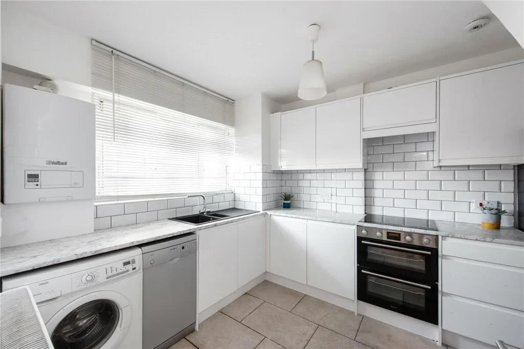 Flat New North Road in Greater London
