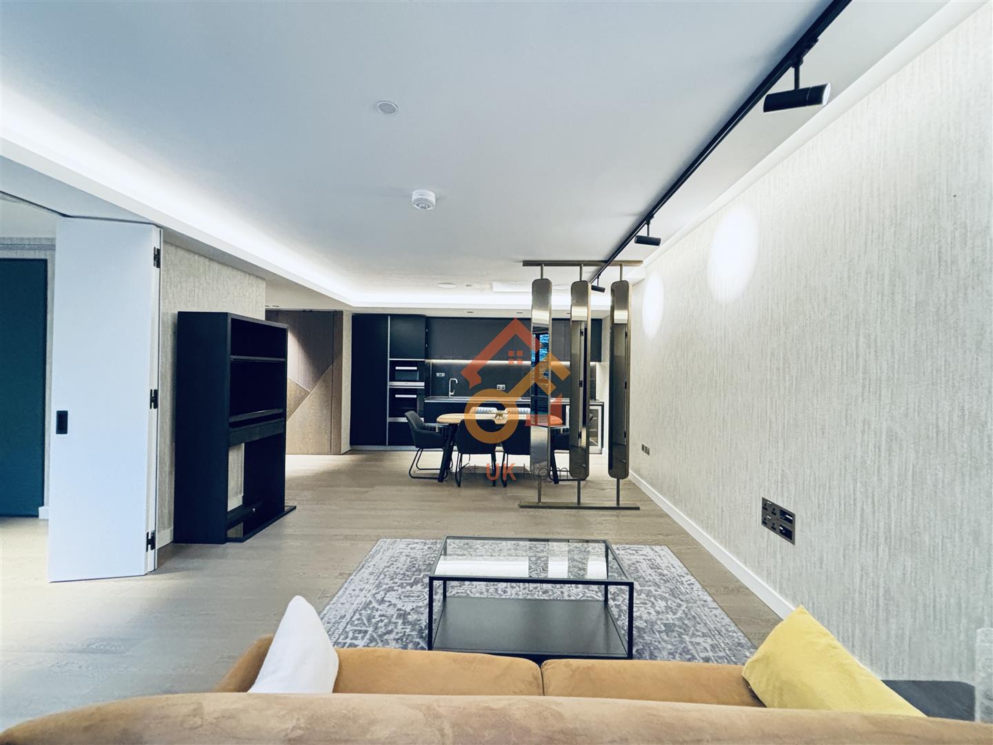 Flat Parker Street in London