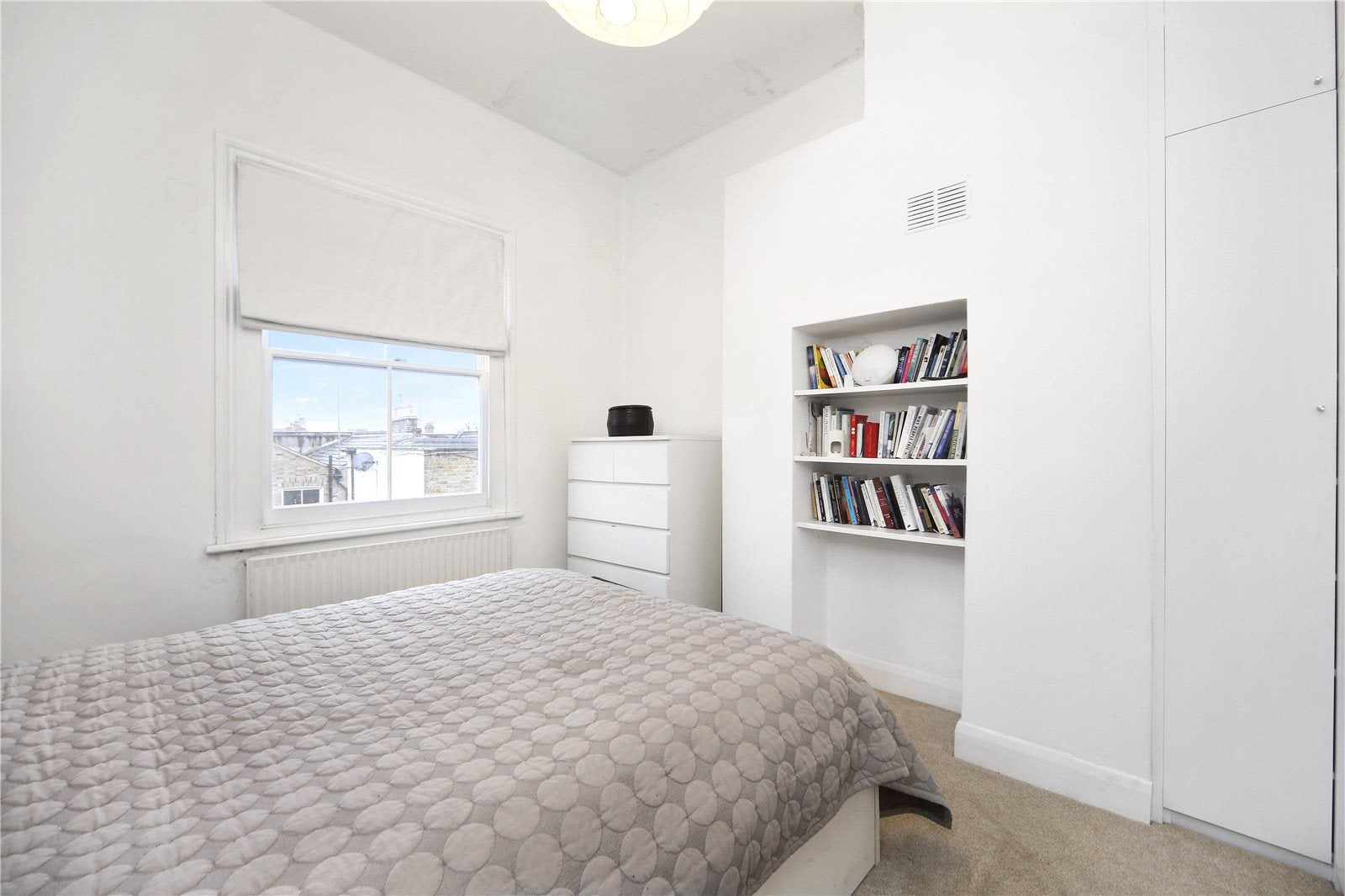 Flat St Charles Square in Greater London