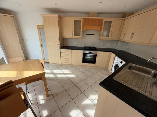 Flat Shillingford Close in Greater London