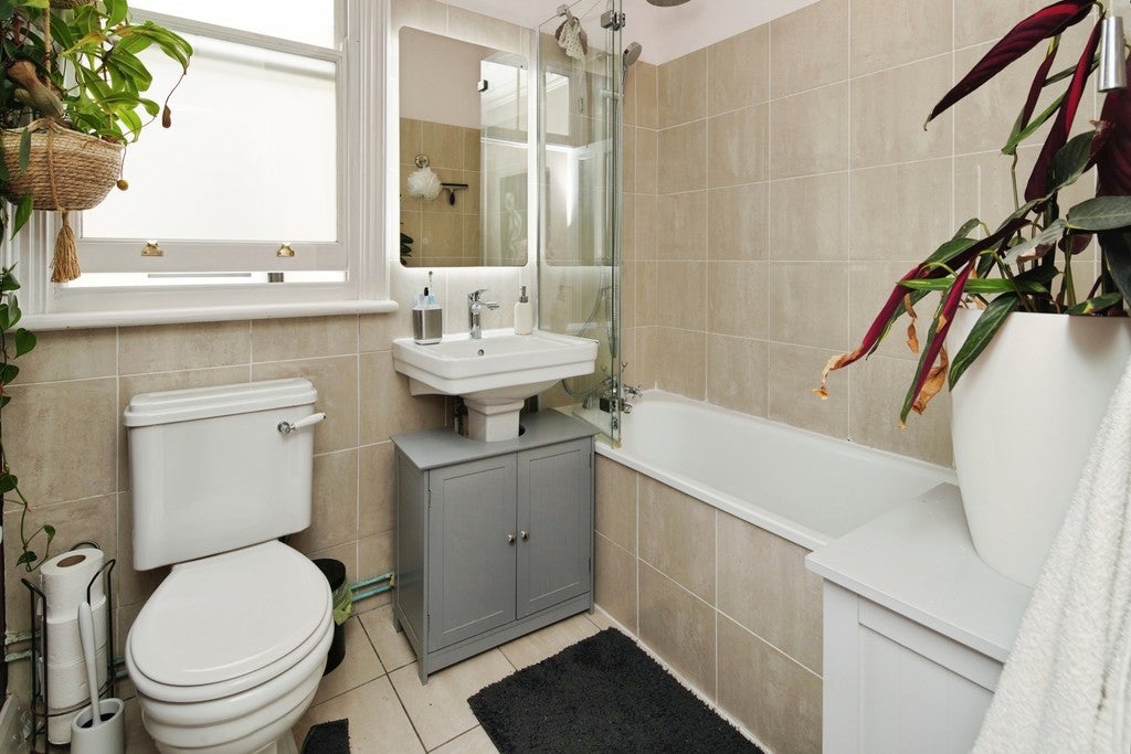 Flat Clarendon Villas in Portslade by Sea