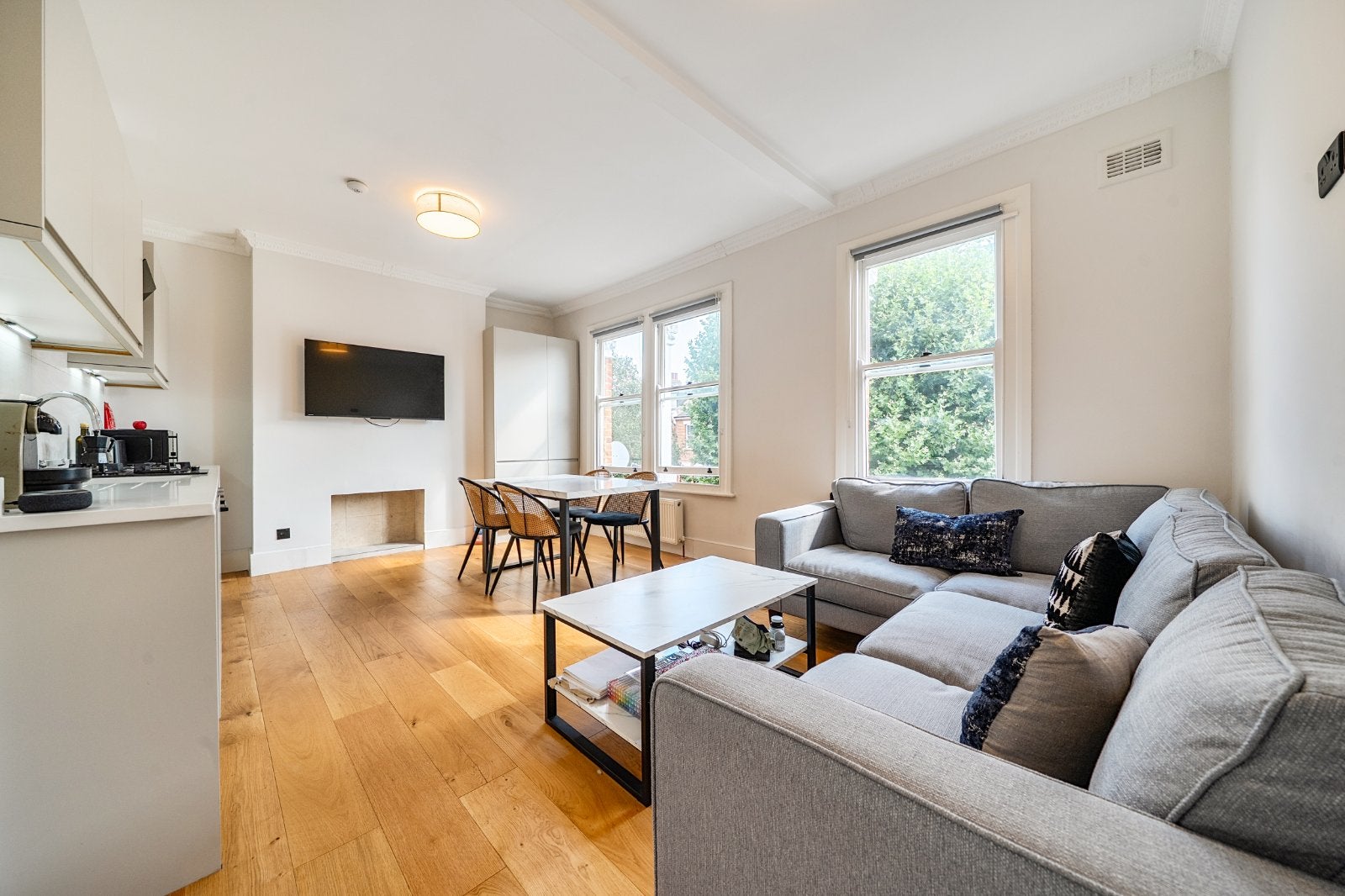 Flat Portnall Road in City of Westminster