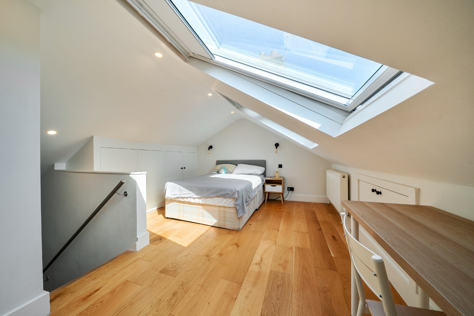 Flat Portnall Road in City of Westminster