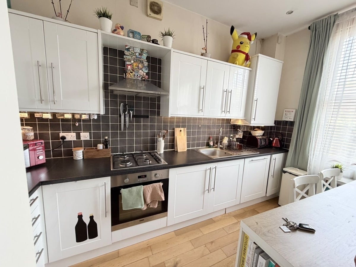 Flat Courtauld Road in Greater London
