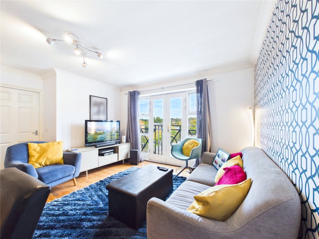 Flat London Road in Dacorum