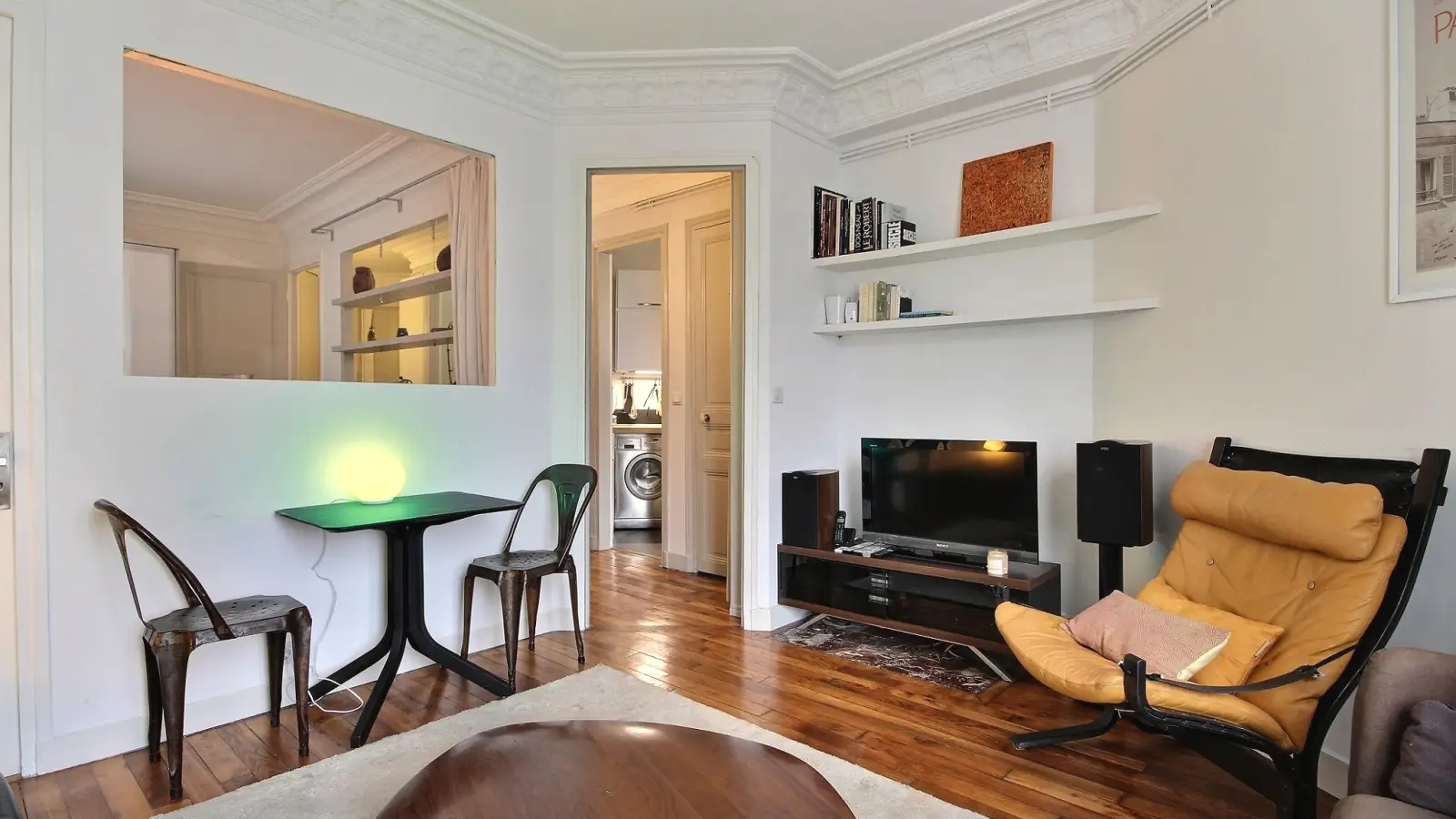 Flat Rue Duhesme in Paris