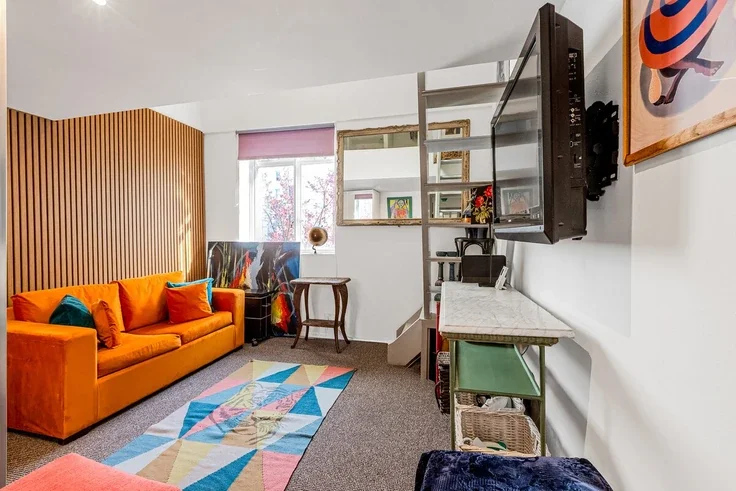 Flat Westbourne Gardens in City of Westminster