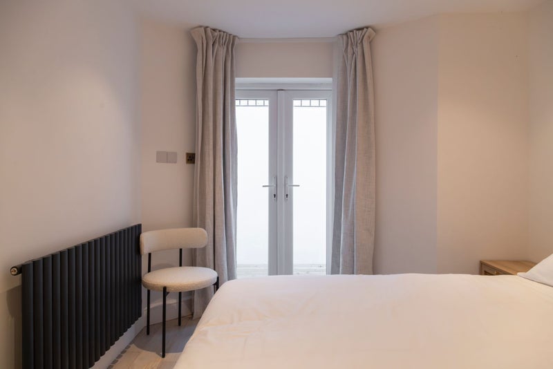 Flat Alderbrook Road in Greater London