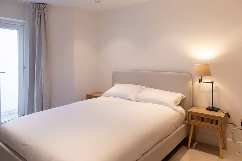 Room Alderbrook Road in Greater London