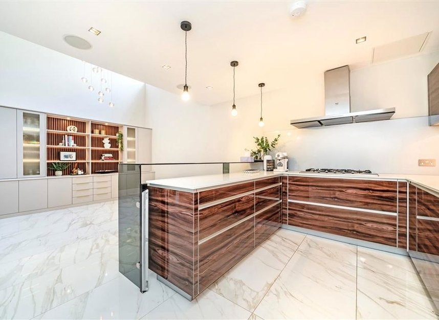 House Radnor Mews in City of Westminster