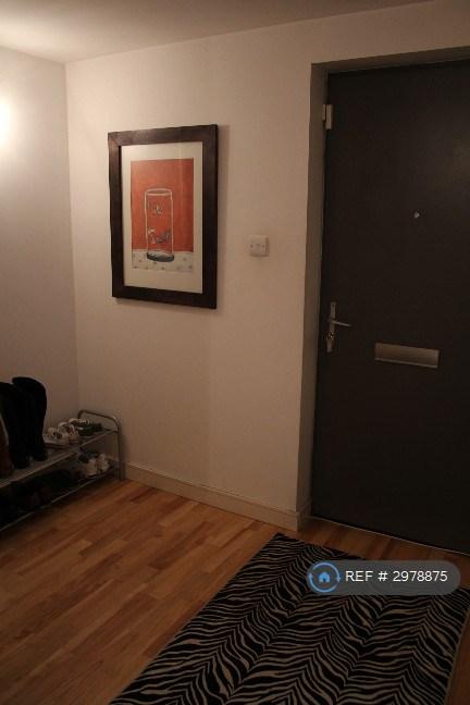 Flat Cambridge Heath Road in Greater London