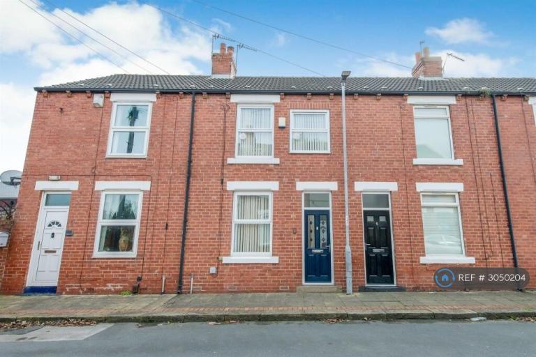 House Hope Street West in Wakefield