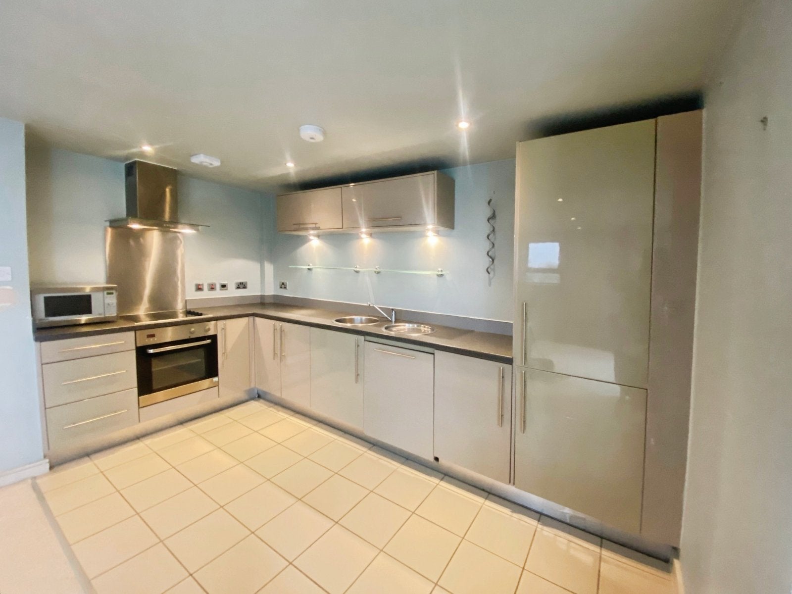 Flat Wilmslow Road in Manchester