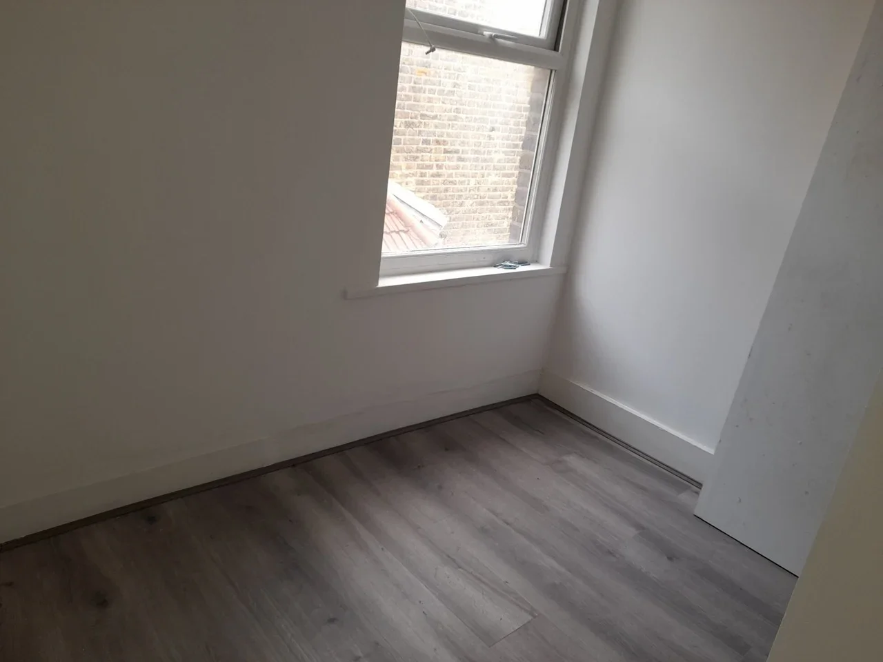Flat Romford Road in Greater London