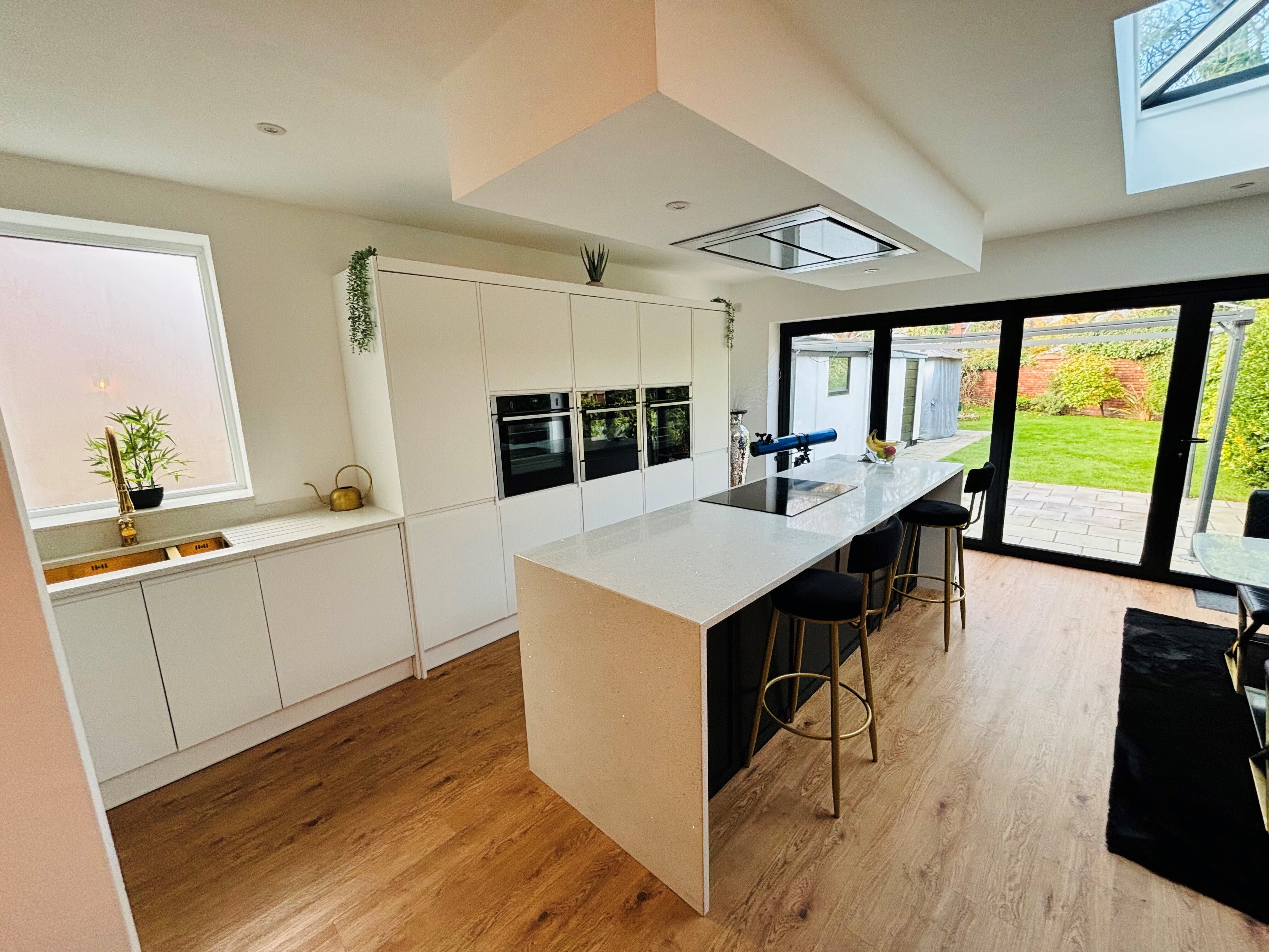 Flat Strathmore Drive in Crosby