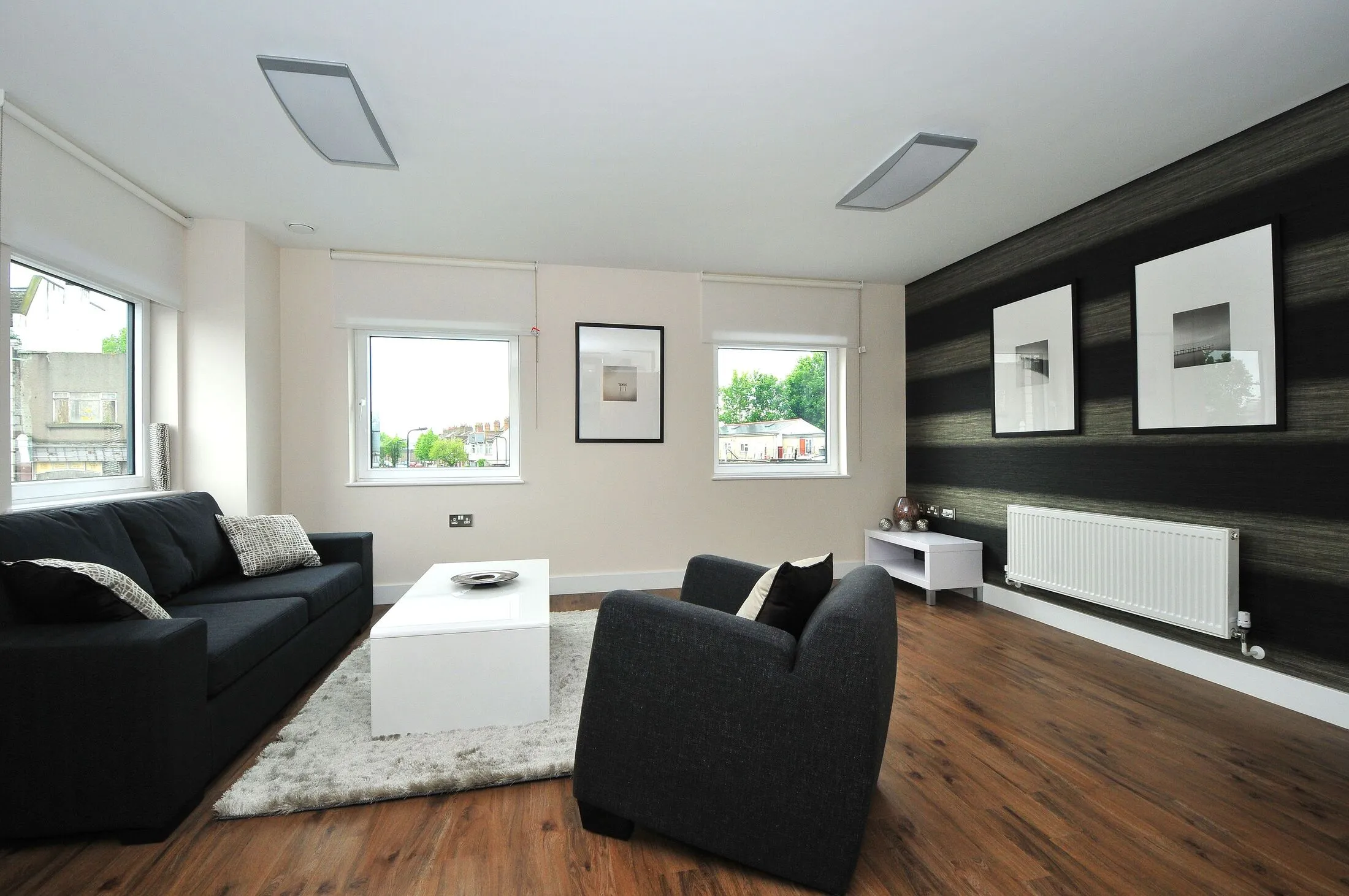Flat Merrick Road in Greater London