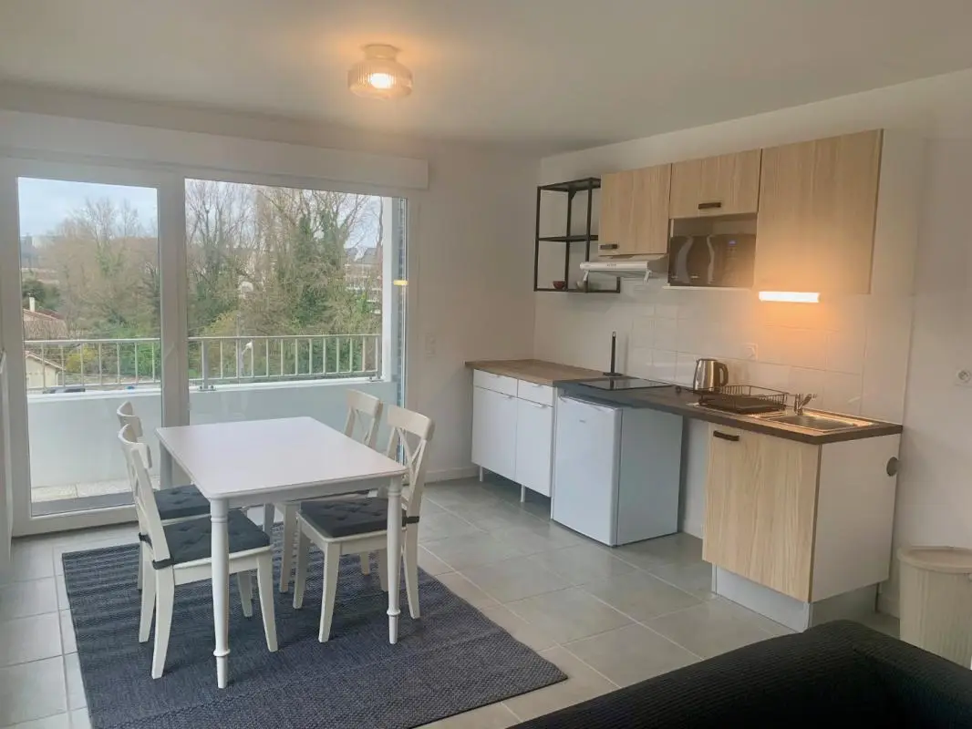 Flat Rue Gabriel Dedieu in Lormont