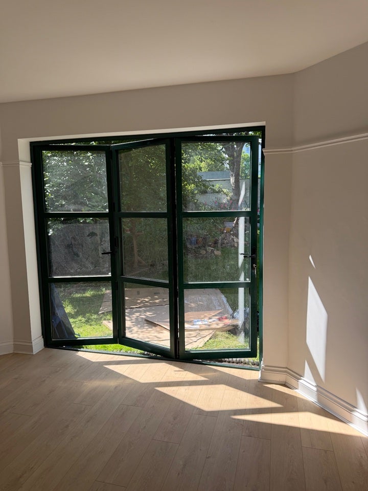 Flat Sandringham Drive in Liverpool