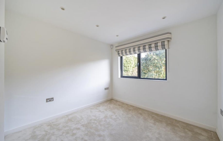 Flat Cumnor Hill in Cumnor