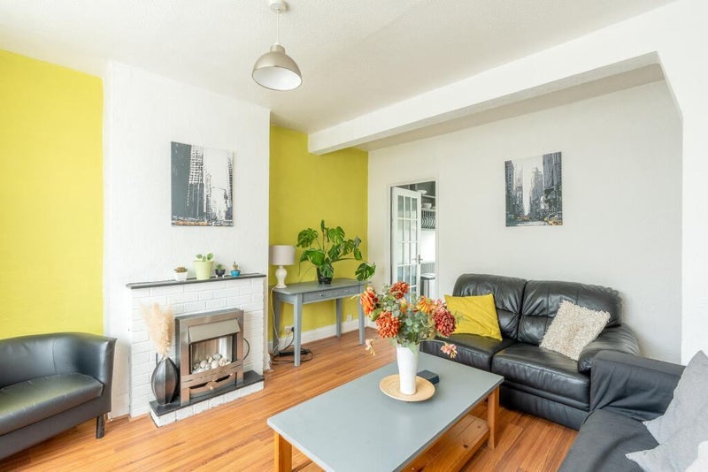 Room Branksome Crescent in Bristol