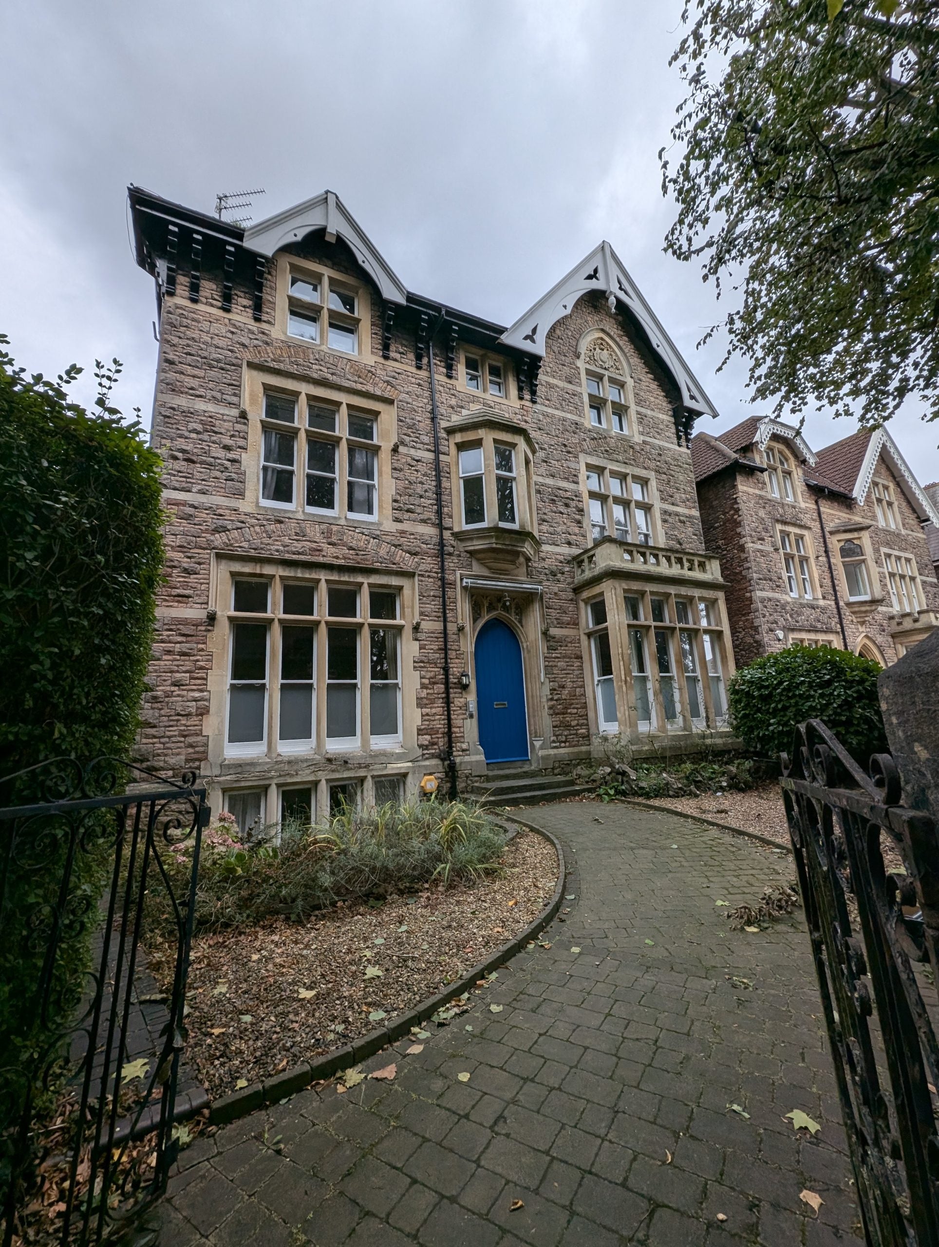 Flat Saint Johns Road in Bristol
