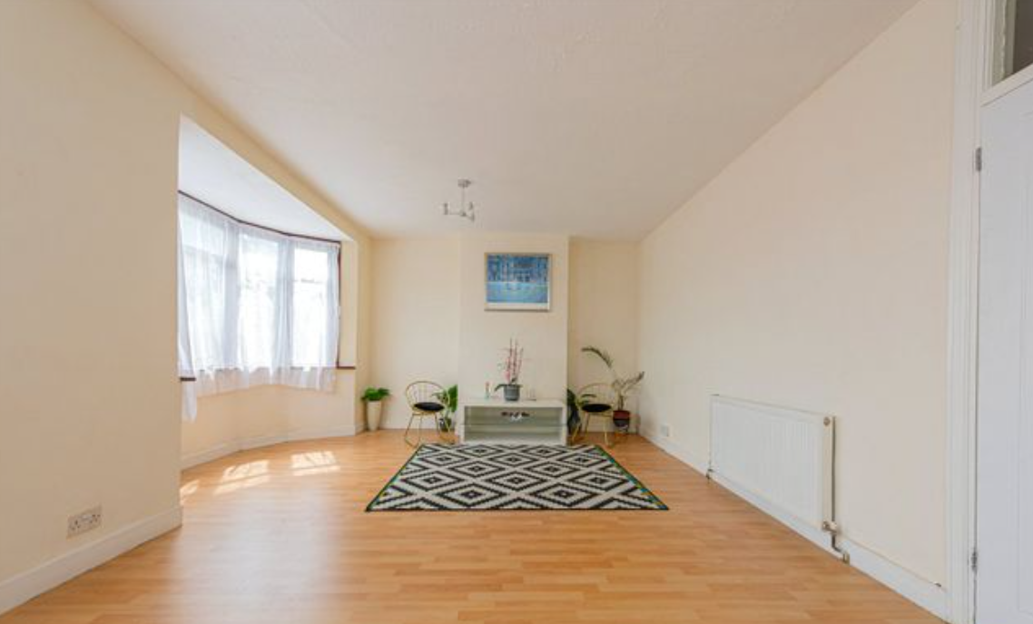 Flat Billet Road in Greater London