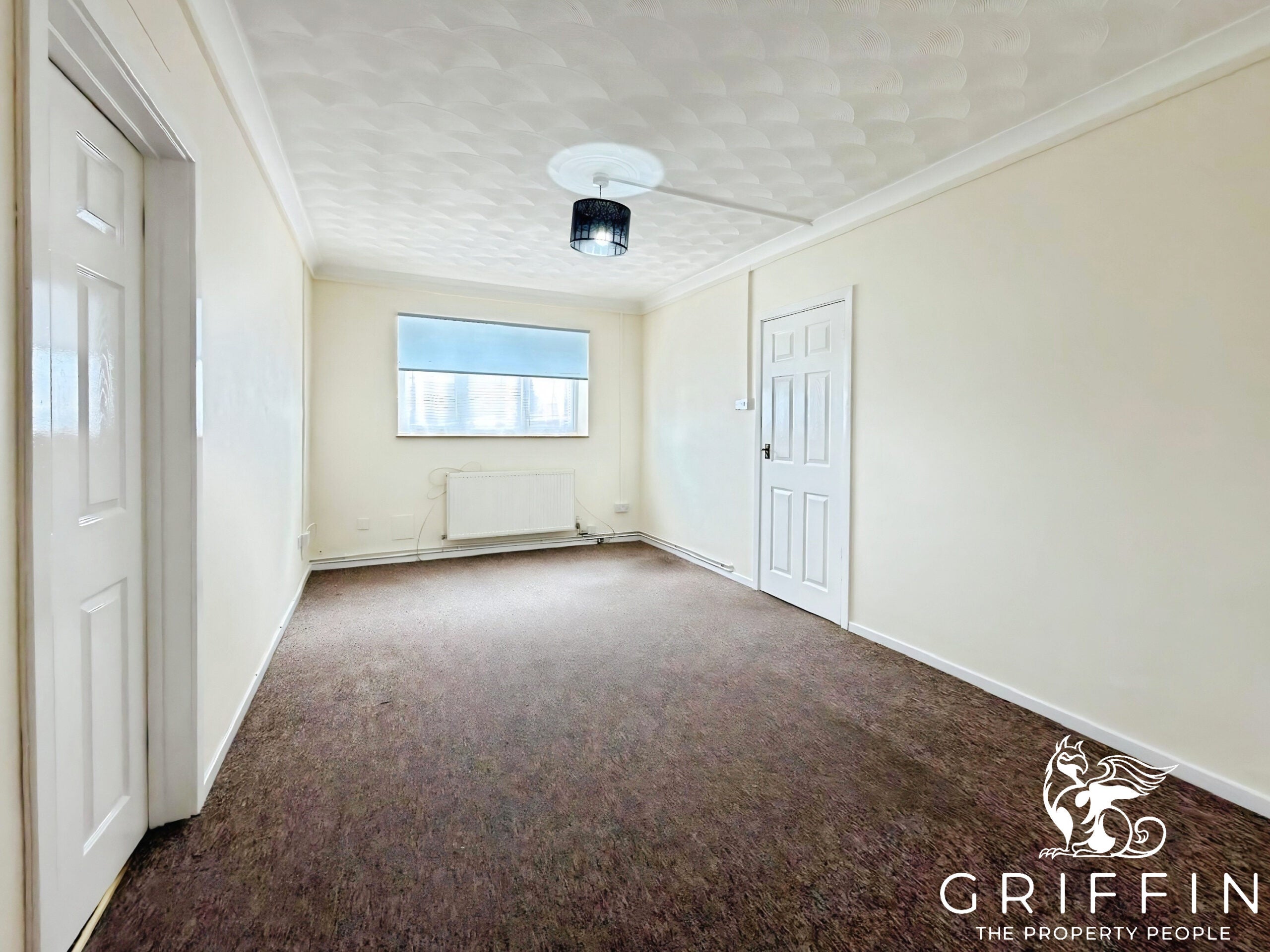 Flat Kent Road in Grays