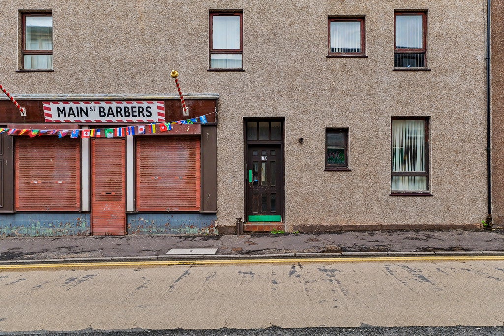 Flat Gogo Street in Largs